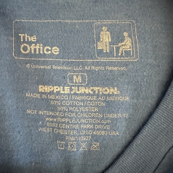 Dunder Mifflin Inc. Paper Co The Office T-shirt Size Medium Blue Light Blue - Picture 4 of 5